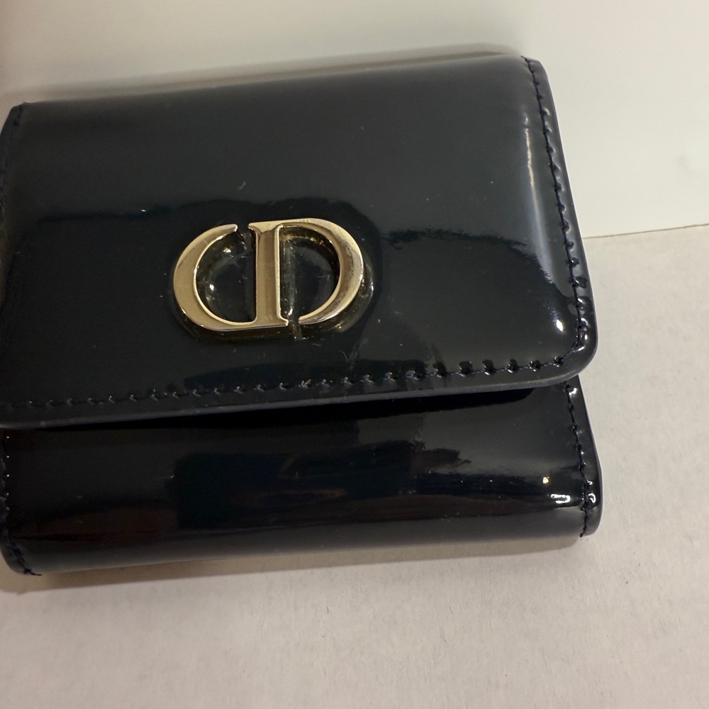 CHRISTIAN DIOR  Patent 30 Montaigne Navy Blue  Wallet - Picture 3 of 12